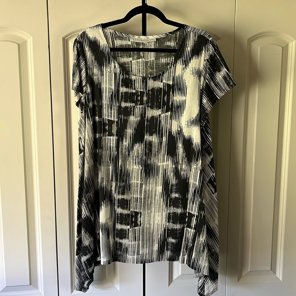 Bryn Walker Black and White Short Sleeve Tunic